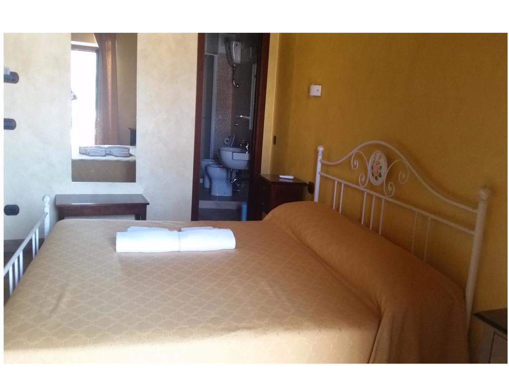 Bed and Breakfast Borgo Della Longevita Bivongi Exterior foto